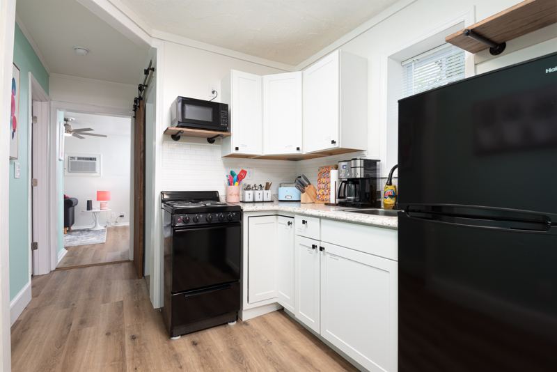 Cottage Fully Stocked Kitchen