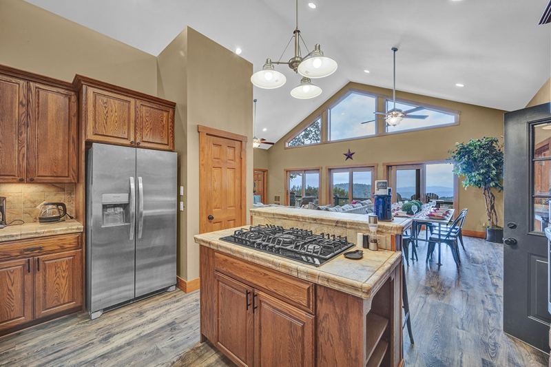 Fully stocked kitchen