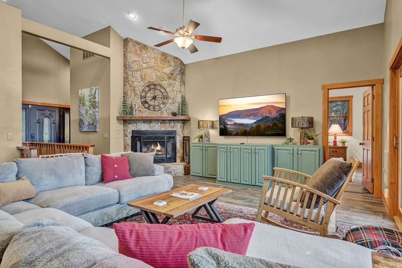 Cozy Living Room, 86-In Smart TV, Views everywhere!