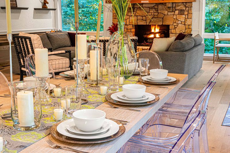 Dining Table has seating for 10 and island sits 8