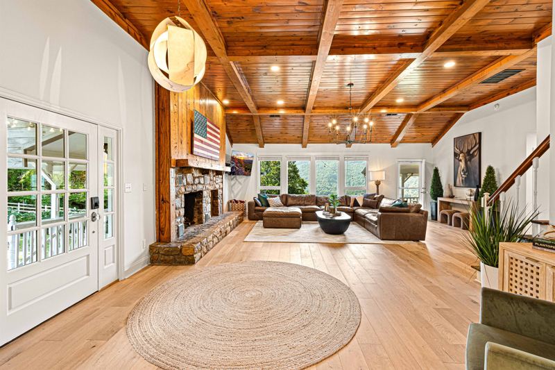 Entry Way from Front Door