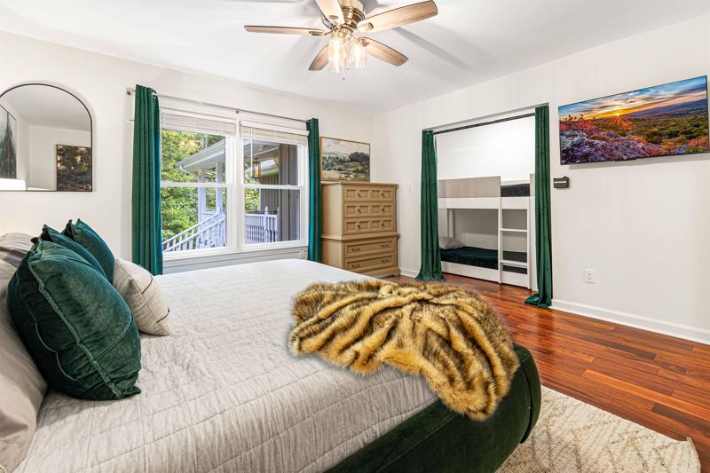 Family Suite with King Bed, 42-inch TV, En-Suite Bath with Triple Vanity, Shower/Tub Combo with wand and Twin-XL Bunk Beds for the little ones that aren't big enough to sleep in the downstairs