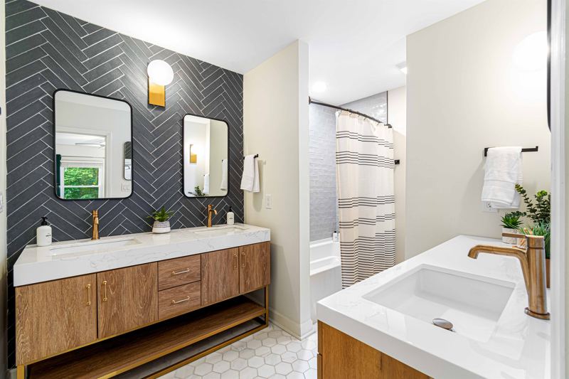Family Suite En-Suite Bathroom with Triple Vanity and Shower/Tub Combo