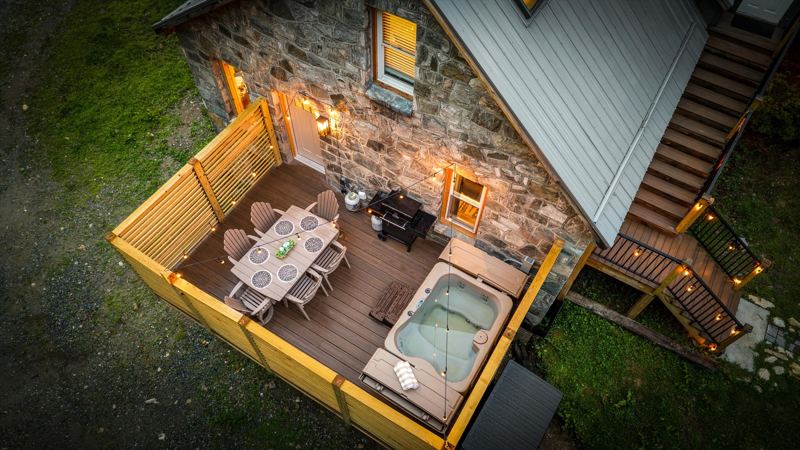 StoneHouse Suites