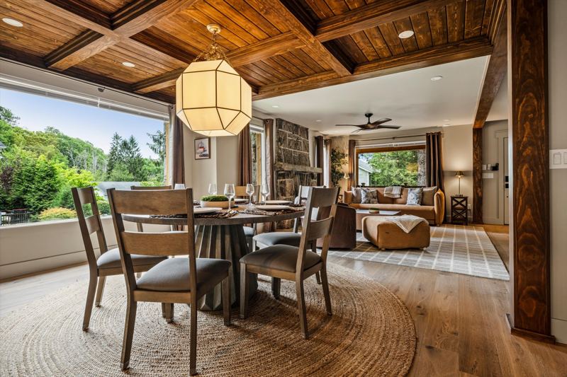 StoneHouse Suites