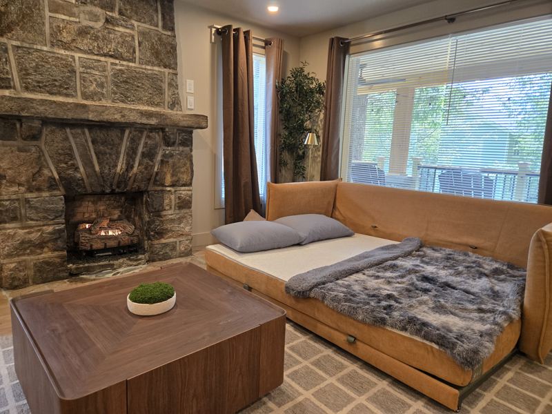 StoneHouse Suites