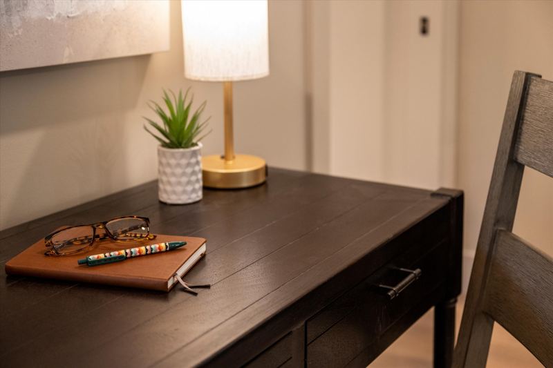 StoneHouse Suites
