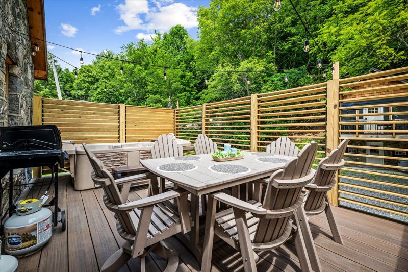 StoneHouse Suites