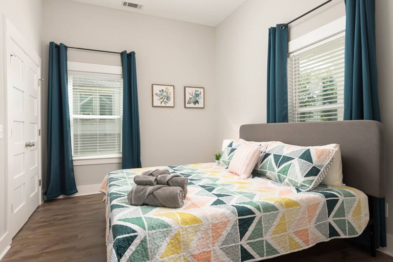 Guest bedroom 1