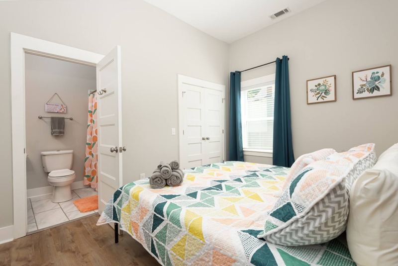 Guest bedroom 1