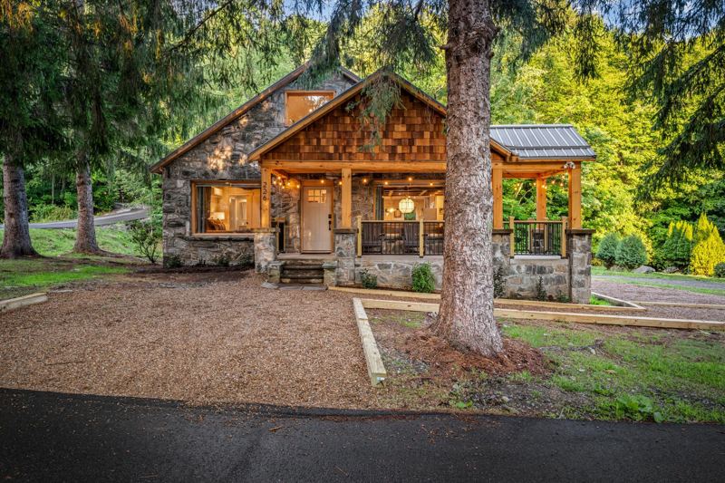 The Historic Hodge House